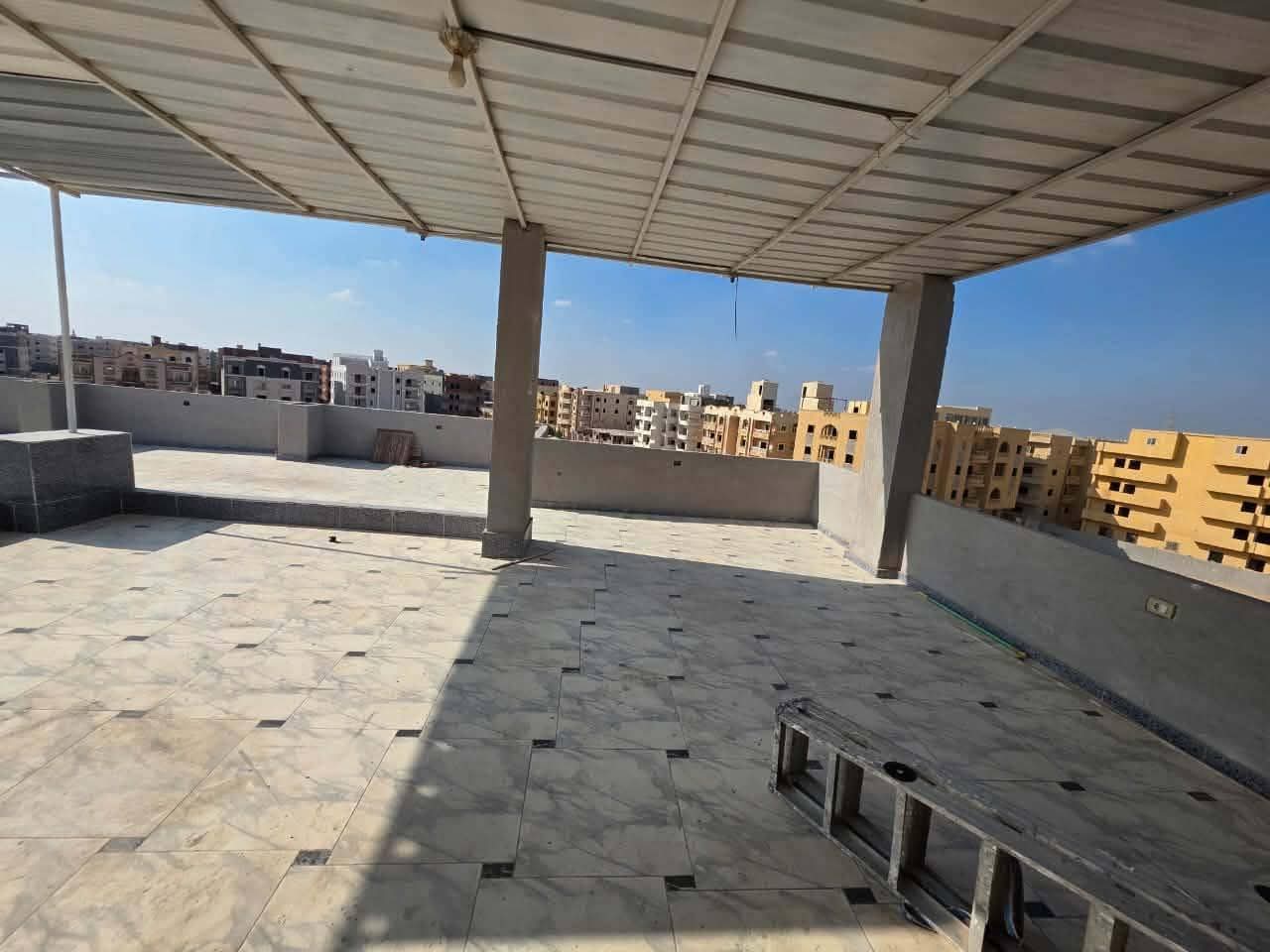 بيت للبيع  بالحي اليوناني مجاورة 81 مساحه 530م