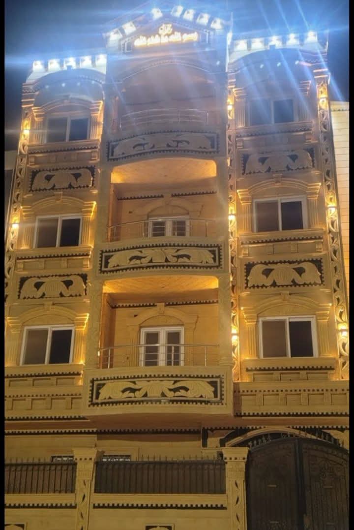 بيت للبيع الحي 30 مجاوره 2 مساحه 315م متشطب بالكامل