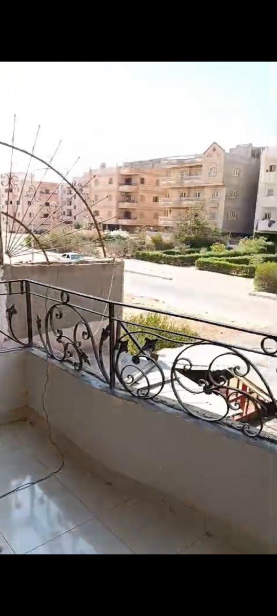 شقة للبيع في المجاورة 20  موقع مميز مساحه 120متر تشطيب سوبر لوكس